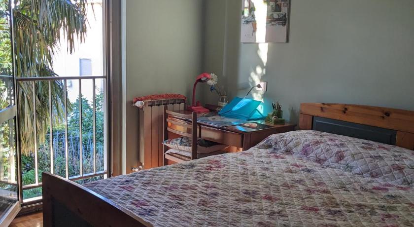 Camera con bagno in villa