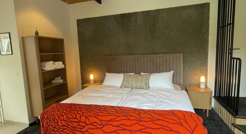 Amma Jona rooms