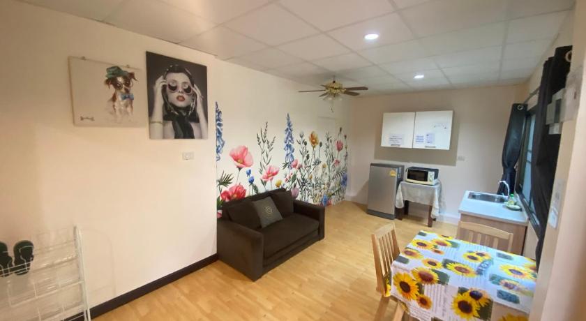 Image of Deluxe Twin Room 8