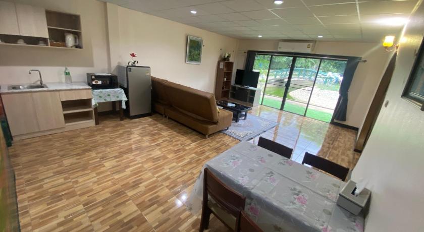 Image of Standard Triple Room 10