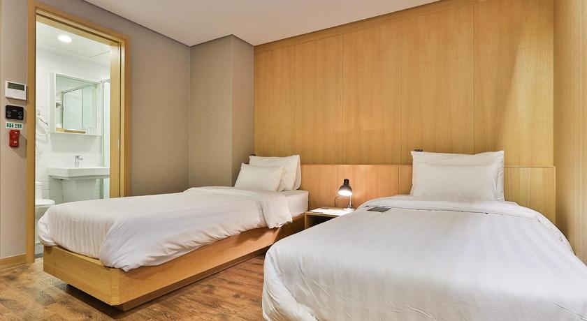 Seoul Jongno MAKERSxIPPDA hotel 3-Star Hotel suite