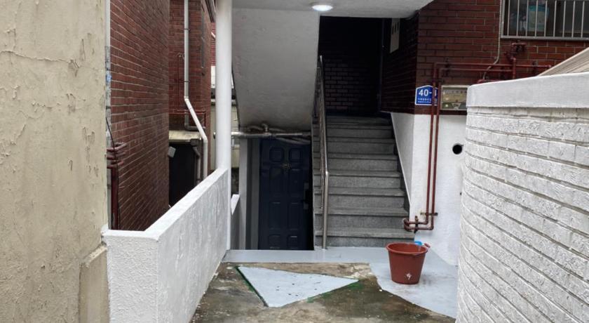 서울 Seoul Yongsan - Shared House - Double or Twin Room - 5min Hangangjin - 10min Itaewon 숙소 전망