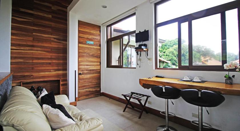 Image of Standard Double Room 4