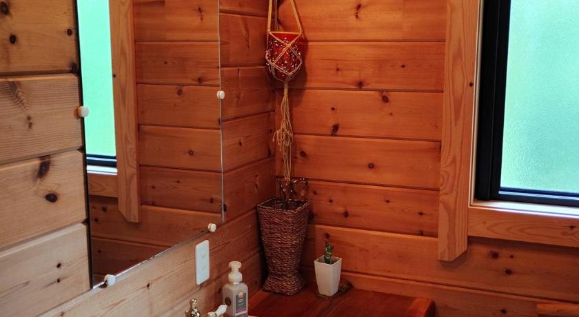 沖縄本島 ログコテージたらまんじゃく 3つ星 宿泊施設 客室