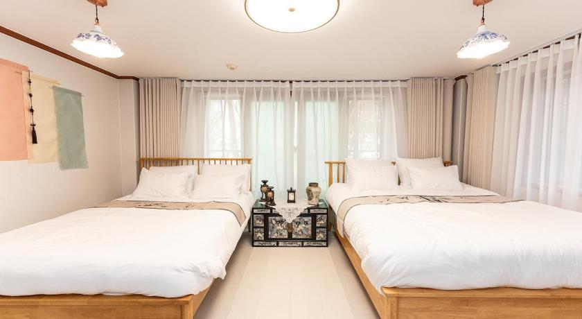 서울 봉성재 오프 공덕마루 숙소 객실