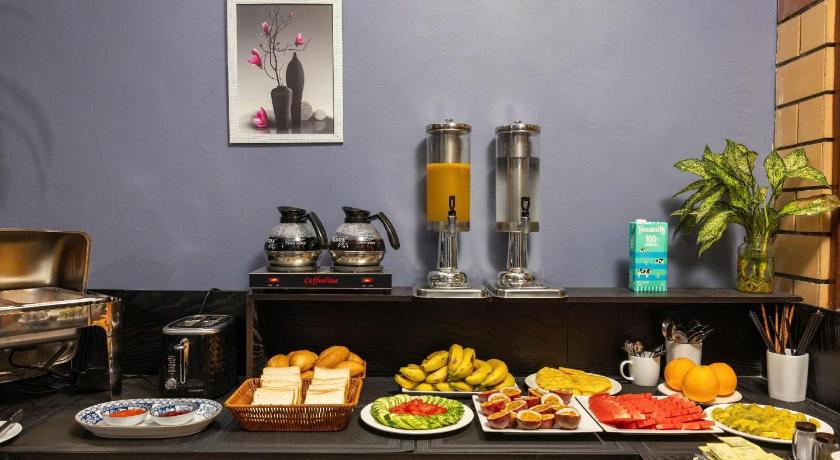La Renta Premier Hotel & Spa – Hanoi, NY