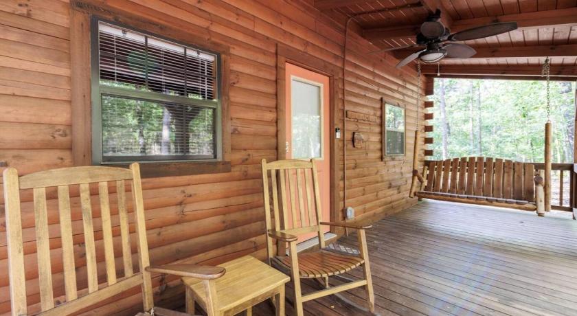 멘톤 (AL) Cabin in the Woods - Hot Tub, Fire Pit, BBQ 4성급 숙소 객실