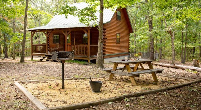멘톤 (AL) Cabin in the Woods - Hot Tub, Fire Pit, BBQ 4성급 숙소 로비