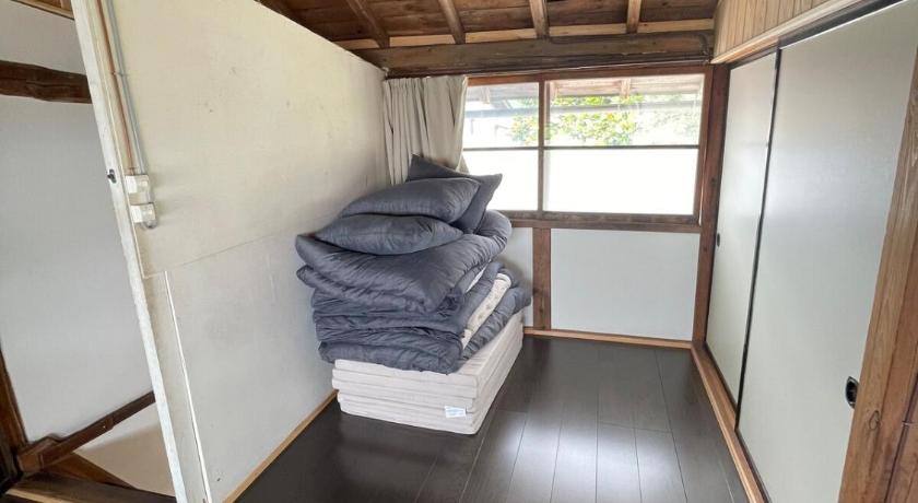 Fukushima 昭和の家anzu 二階建ての一棟貸切 3-Star Accommodation suite