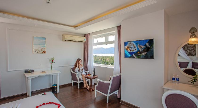Image of Premium Deluxe Double Panoramic Ocean View 16