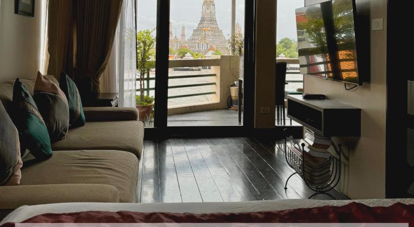 Image of Standard Suite 5