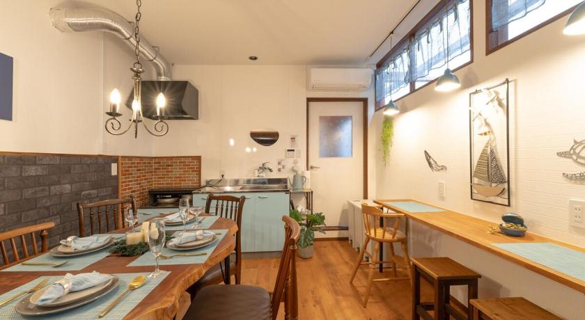 Fukuoka Meinohama Designer Holiday Home, Entire Rental up to 18 Guests