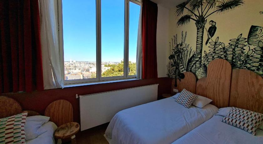 Image of Deluxe Triple Room 1