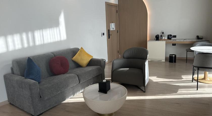 Image of 1 Bedroom Duplex Suite Sea View 10