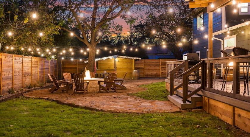 弗雷德里克斯堡 Gruene Haus - Hot Tub Fire Pit & Sleeps 11 4星级 住宿 客房