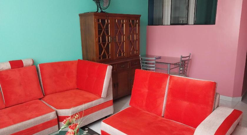 Departamento Economico # 202