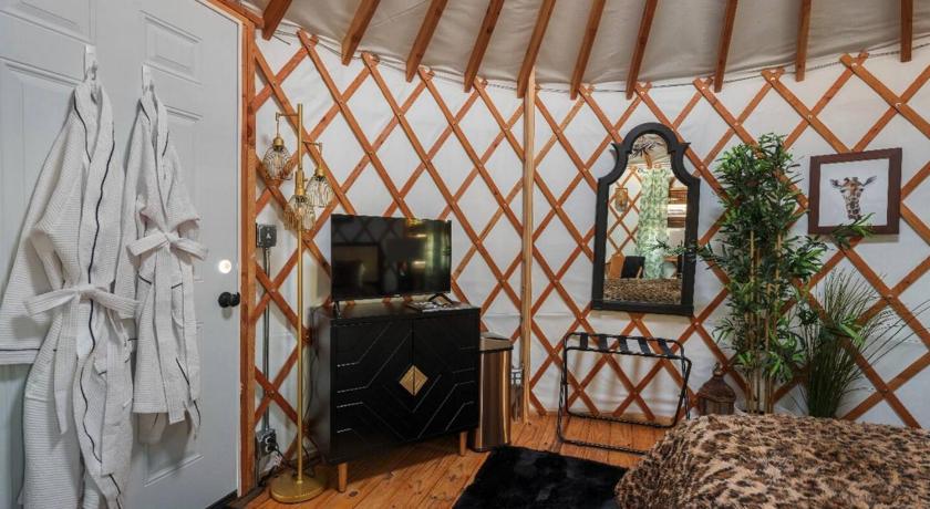 크로퍼드 (TX) Jungle Haven Yurt- Unit #2 3성급 숙소 스위트룸