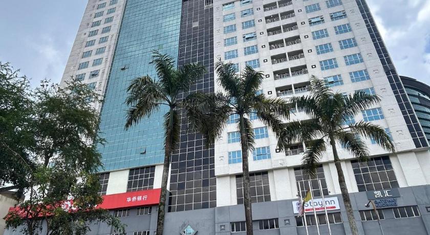 Image of Studio Apartment with King Bed 11