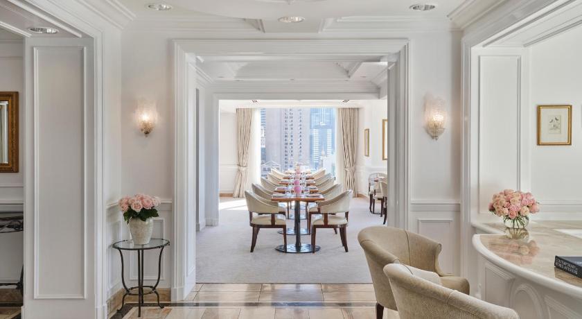 Image of Club One-Bedroom Suite 3