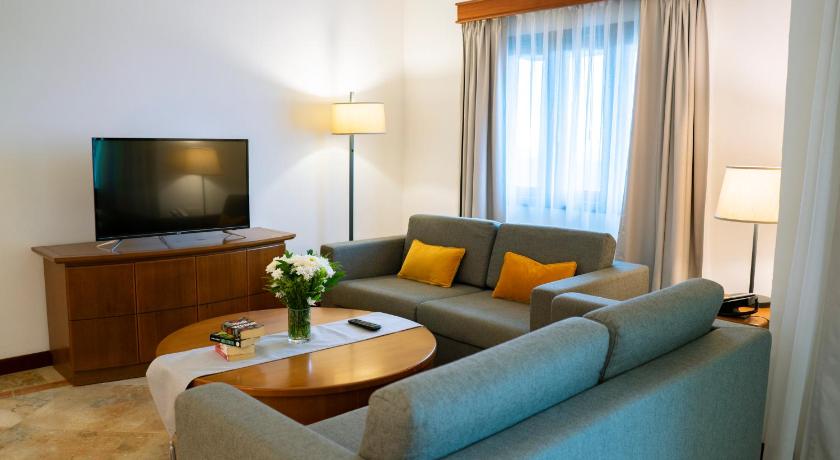 Fotografija Apartma s 4 spalnicami (Four-Bedroom Suite) 9