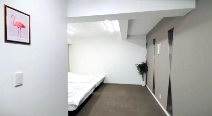 東京 村上義男デザイン 東京都心 完全貸切 映画室 池袋電車6分 新宿渋谷直通 ショッピングに便利 WiFi 長期OK WAGAMAMA小竹向原TAKA 102室 2つ星 シングルルーム 客室