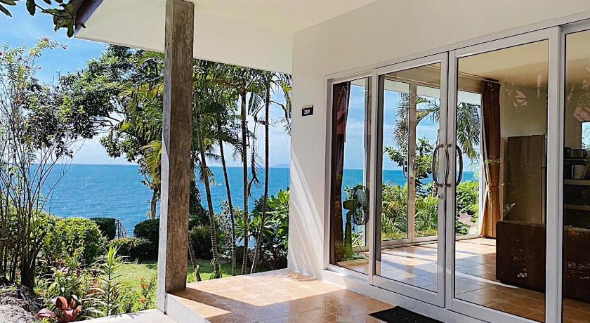 Bounty Resort - image 15