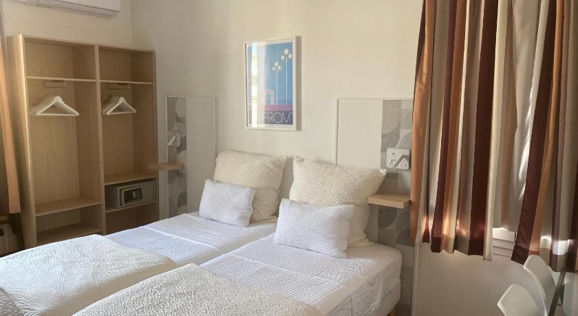Immagine di Camera Superior Doppia con Letto Matrimoniale (Superior Double Room) 1