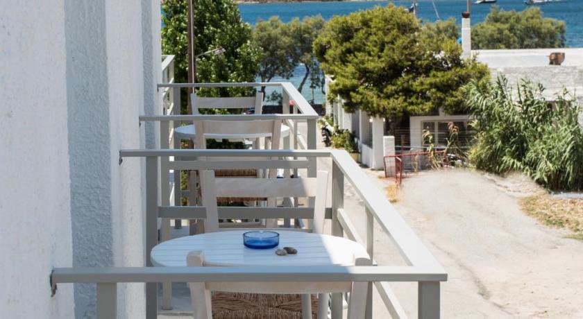 Polos Hotel Paros