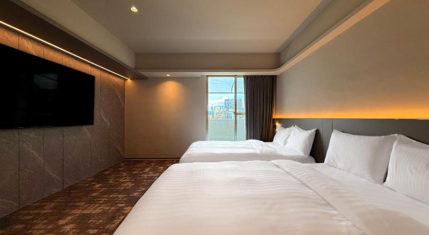 Image of Superior Quadruple Room 1