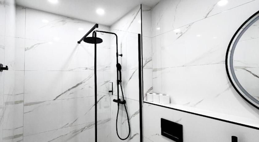 Image of Apartment 4