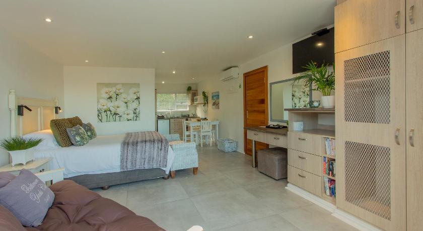 Image de Studio avec Balcon (Studio with Balcony) 0