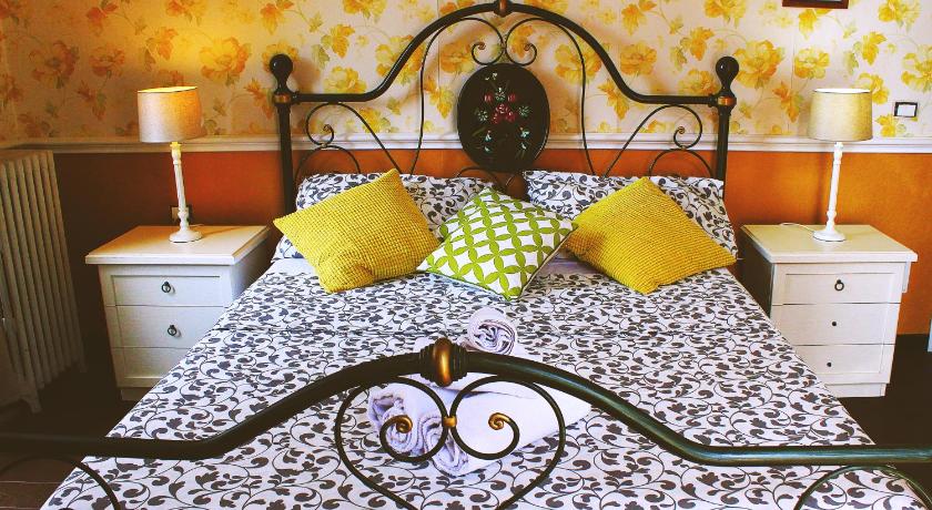 Image of Standard Double Room 0