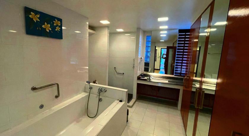 Image of Two-Bedroom Suite 8