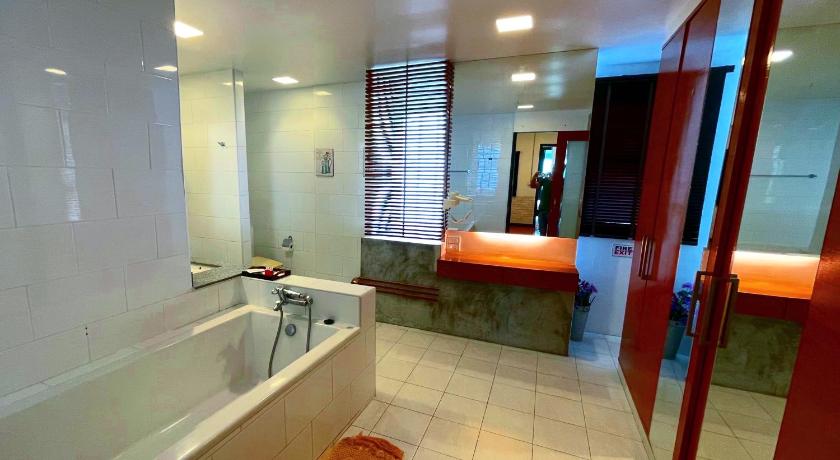 Image of Two-Bedroom Suite 2