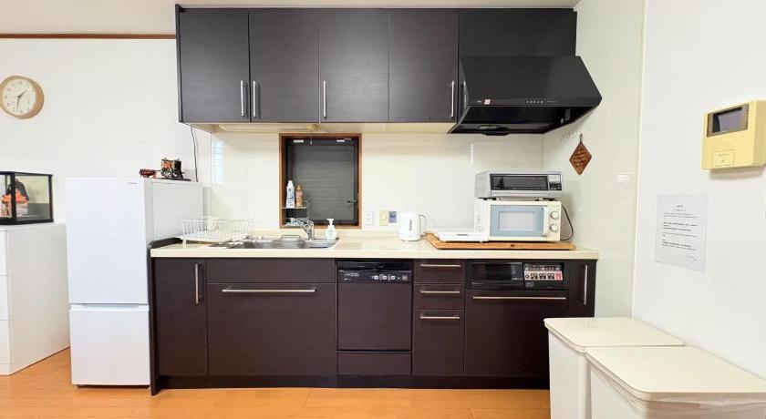 Kyoto 夏様香驛 Spacious Traditional Kyoto House, 4 Bedrooms, Sleeps 8, 2 Bathrooms 3-Star Accommodation lobby