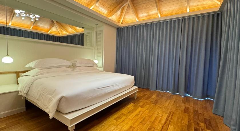 Image of 3-Bedroom, Private Pool Villa, Non-Smoking 3