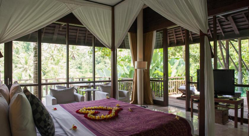 Image of Three-Bedroom Pool Villa 3