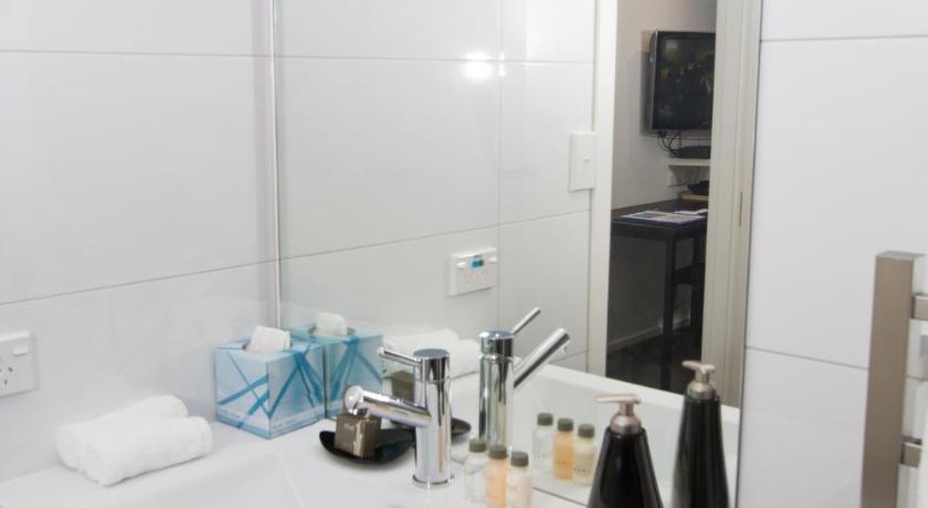 Image of Executive Studio 11