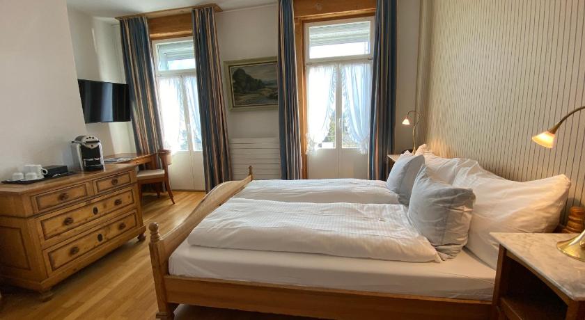 Фото: Классический двухместный номер с 1 кроватью (Classic Double Room) 5