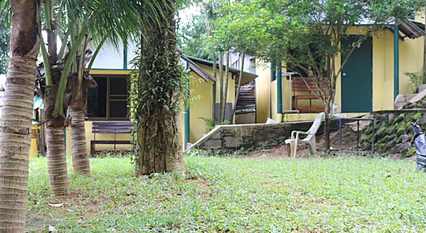 Image of Queen Cabin with En-Suite 14