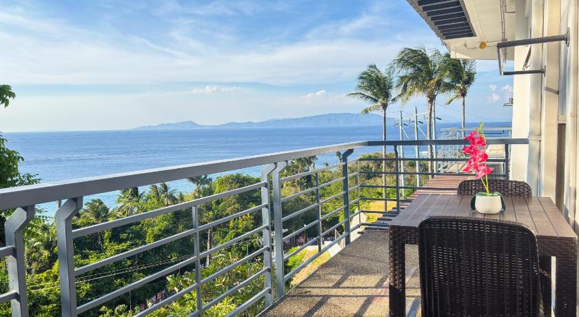 Image of Standard suite balcony 1