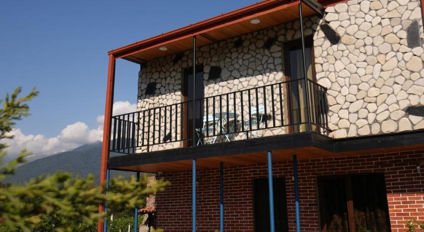 ILIAS Guest House
