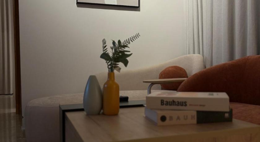 达曼 Luxury 1BR Suite Walk to Cafe&Supermarket 2星级 单人房 泳池