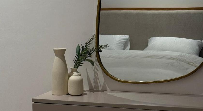 达曼 Luxury 1BR Suite Walk to Cafe&Supermarket 2星级 单人房 餐厅