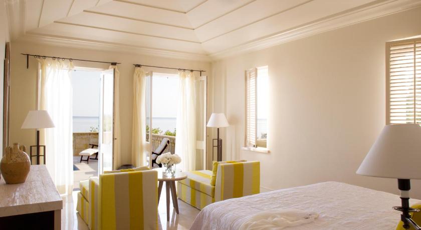 Image of One-Bedroom Suite with Private Pool 0