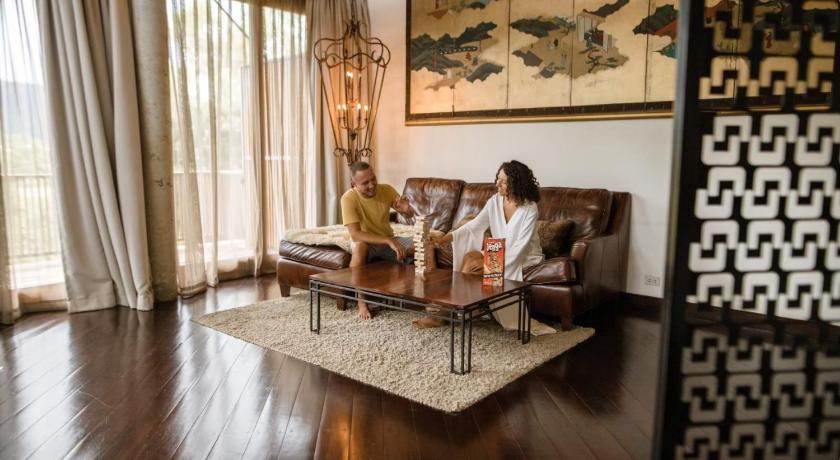 Image of Boribot Panoramic View Suite 12