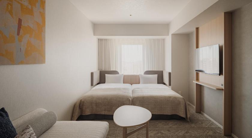 Image of High Floor Premier Twin with Shower Booth, Non-Smoking 0