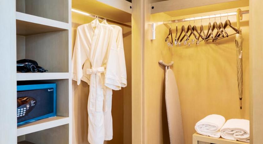 รูปของOne Bedroom Suite King 16