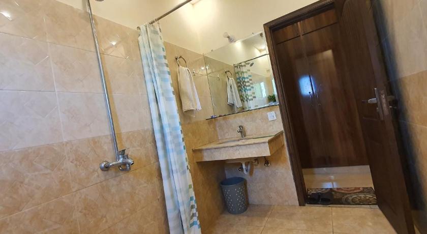 Hotel Luxe Height Lahore - image 12