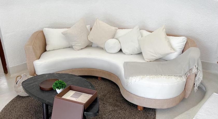 Image of Boribot Signature Pool Villa 11